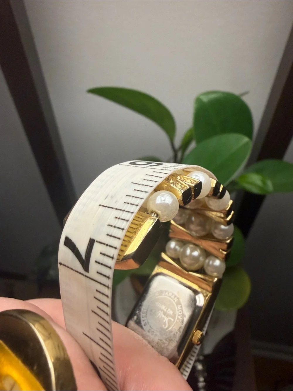 •SHEFFIELD• Vintage Quartz Gold Tone Faux Pearl Cuff Wrist Watch (not working)